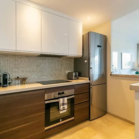 75-apartment With Views In Elviria, Apartment Marbella
