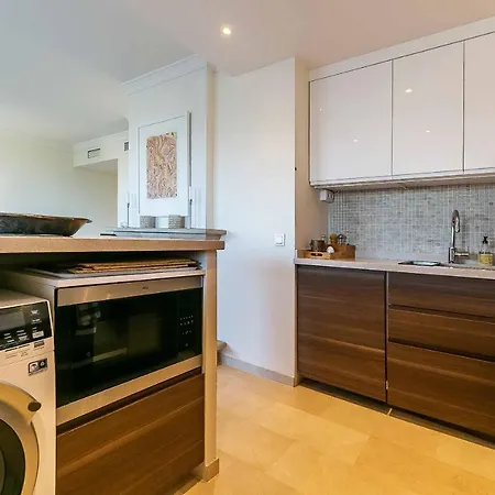Apartment 75-apartment With Views In Elviria, Marbella