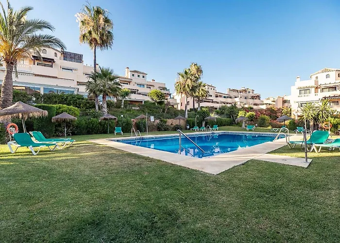 Appartement 75-apartment With Views In Elviria, *