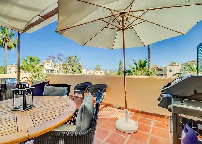 Appartement 75-apartment With Views In Elviria, *