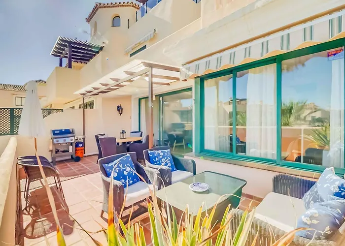 75-apartment With Views In Elviria, Appartement *